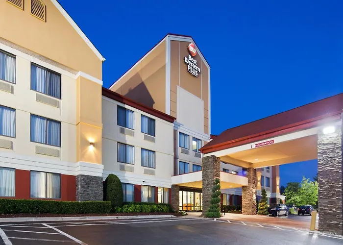 Best Western Plus Huntersville
