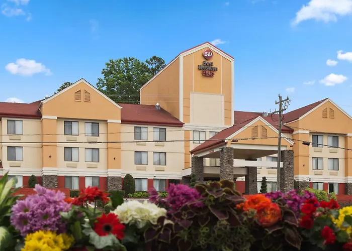 Best Western Plus Huntersville