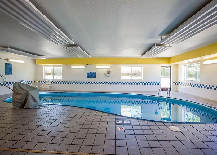 Comfort Suites Peoria I-74