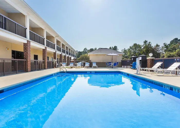 Holiday Inn Express - Plymouth By Ihg