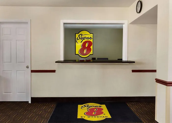 Super 8 By Wyndham Sikeston/Miner Area Hotel
