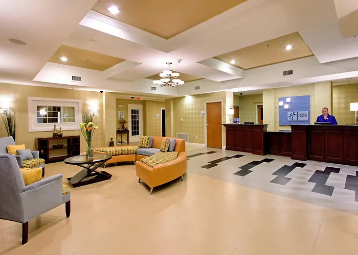 Holiday Inn Express - Andalusia By Ihg