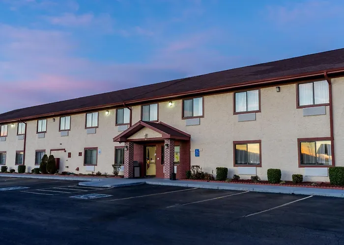 Super 8 By Wyndham Campbellsville Ky