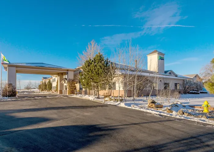 Holiday Inn Express Hotel & Suites Raton By Ihg