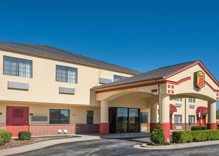Super 8 By Wyndham Claremore Ok