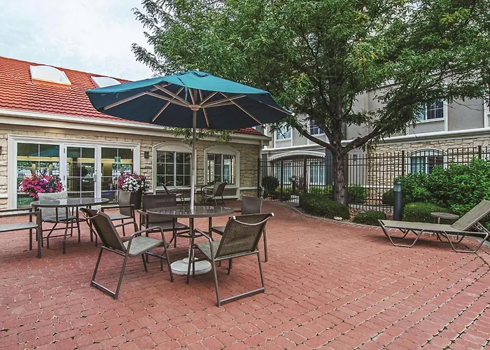 La Quinta Inn & Suites By Wyndham Denver Airport Dia