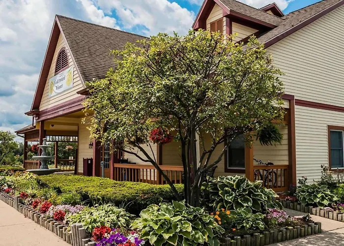 Econo Lodge & Suites Grand Rapids Airport Cascade