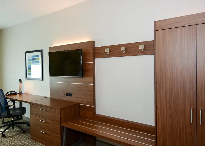 Holiday Inn Express Rolla By Ihg