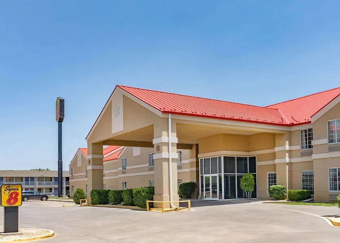 Super 8 By Wyndham Amarillo West Hotel