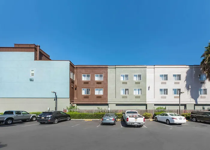 Comfort Suites San Jose Airport