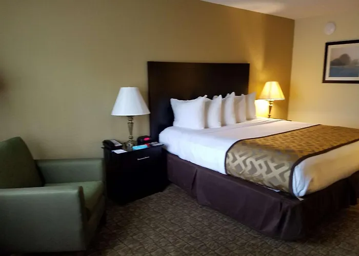 Best Western Crossroads Inn DeFuniak Springs