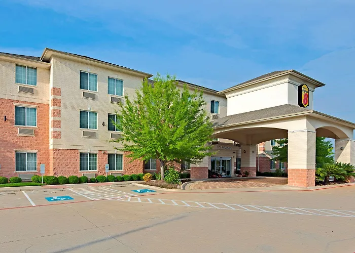 Super 8 By Wyndham Austin/Airport North