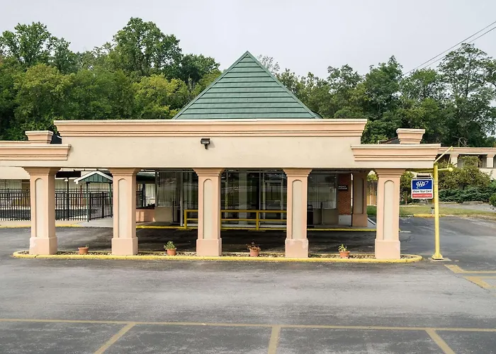 Rodeway Inn University Newark
