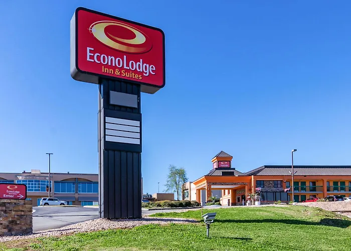 Econo Lodge Inn & Suites Macon North