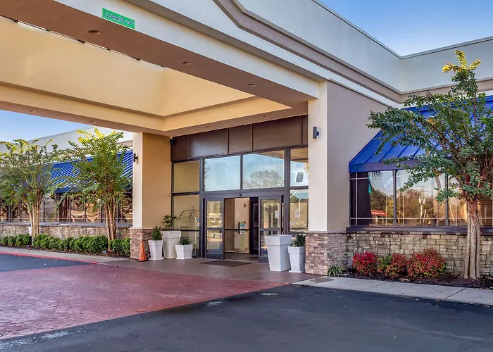 Clarion Hotel Fayetteville