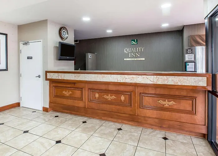 Quality Inn Montgomery South Hope Hull