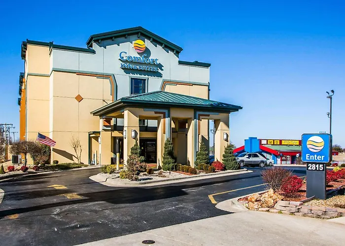Comfort Inn & Suites Springfield I-44