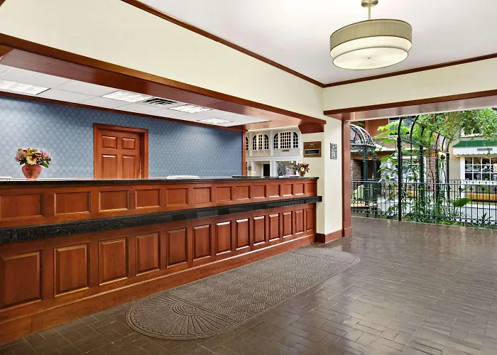 Days Inn By Wyndham Penn State State College