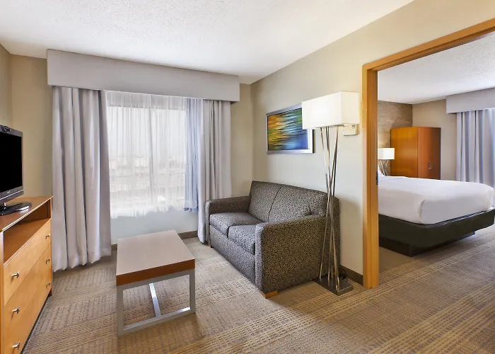 Holiday Inn & Suites Bolingbrook By Ihg
