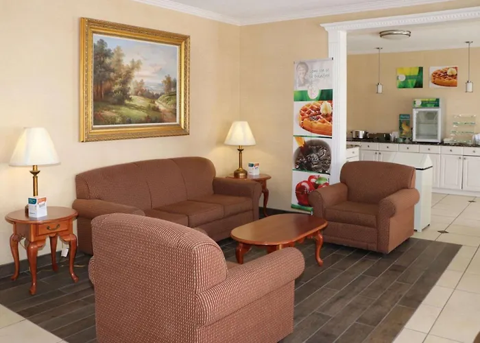 Quality Inn Evansville Eastland Area
