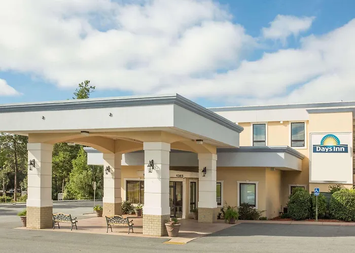Days Inn By Wyndham Valdosta/Near Valdosta Mall