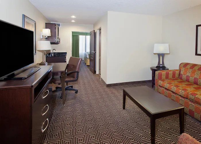Holiday Inn Express Rome-East By Ihg