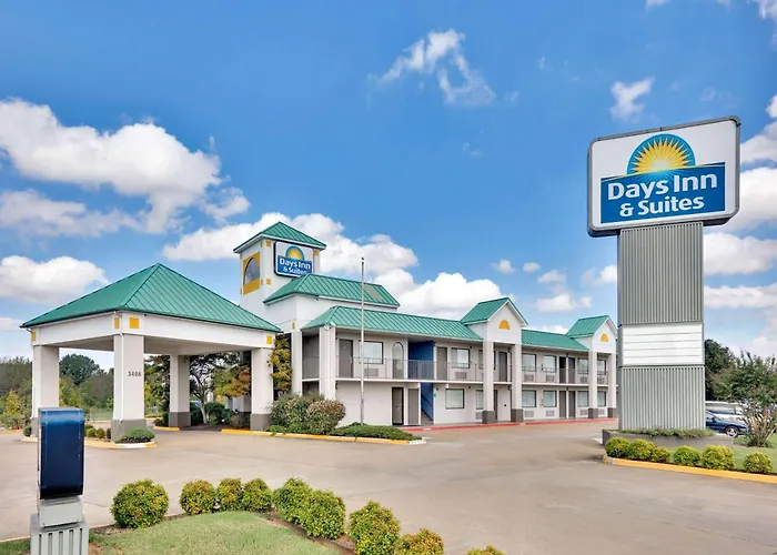 Days Inn & Suites By Wyndham Bentonville