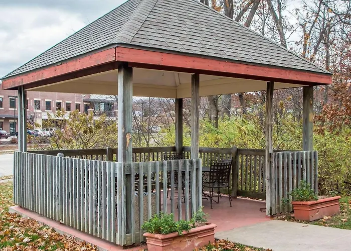Birch Hill Suites Columbia
