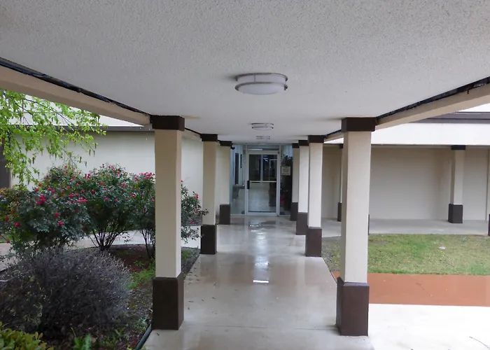 Horizon Inn & Suites