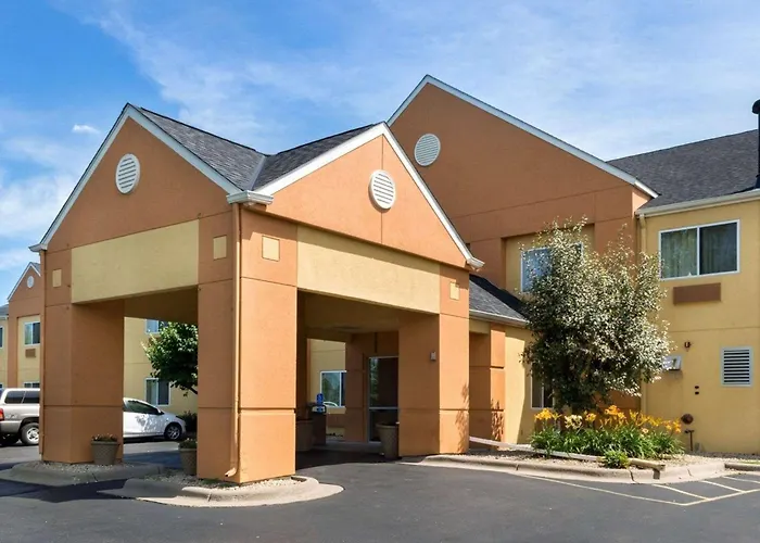 Quality Inn Lakeville North