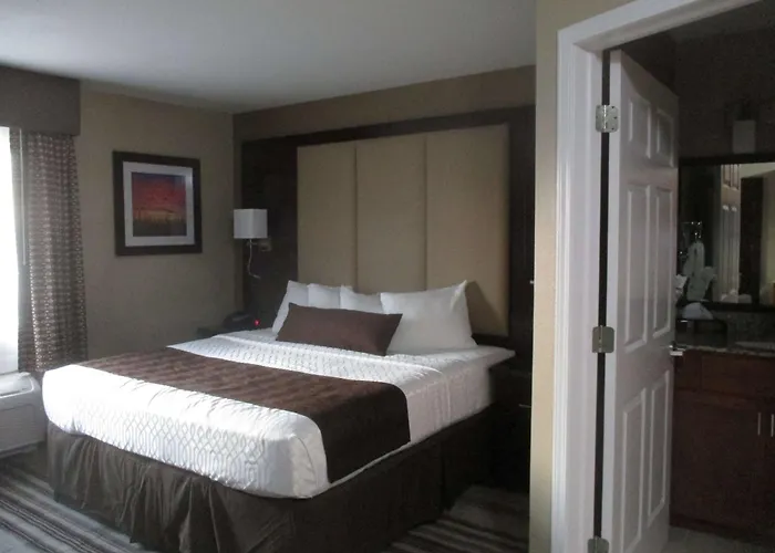 Best Western Plus Crawfordsville Hotel