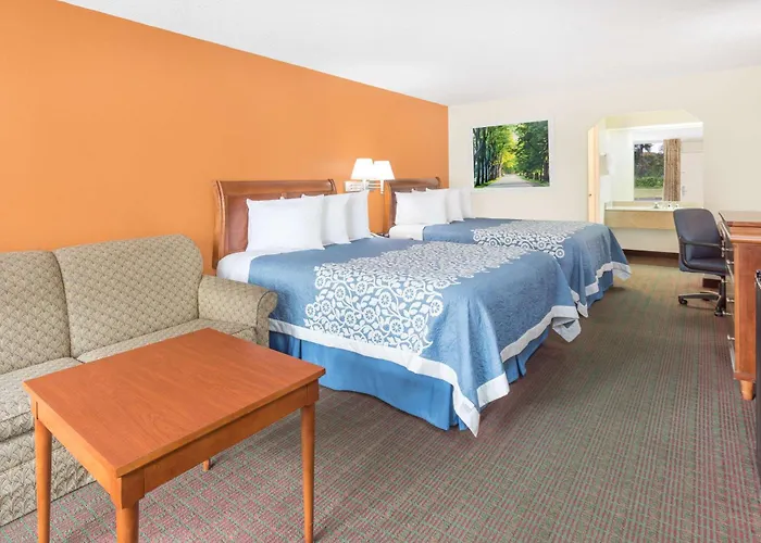 Days Inn By Wyndham Orangeburg South