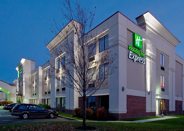 Holiday Inn Express Hotel & Suites Grove City By Ihg