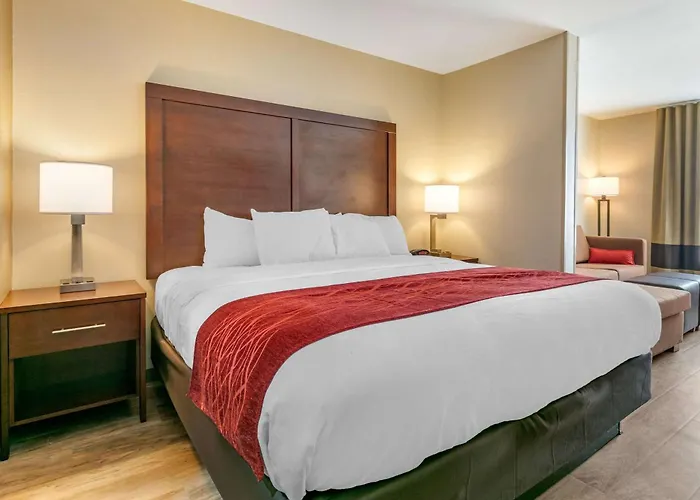 Comfort Inn & Suites Van Buren - Fort Smith