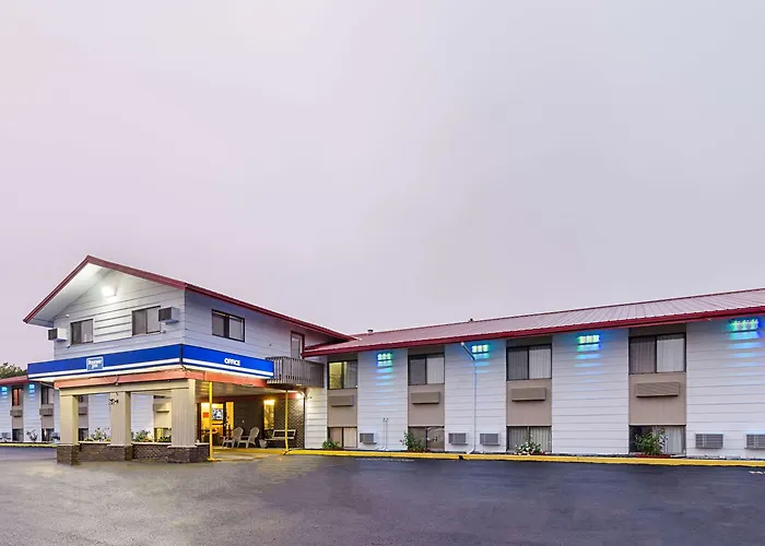 Rodeway Inn Mitchell