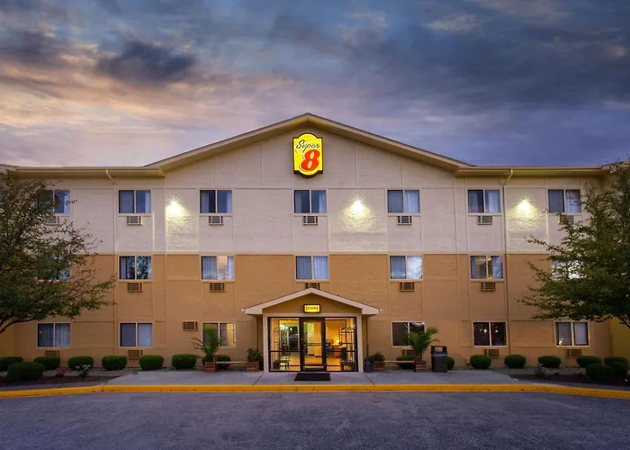 Super 8 By Wyndham Cromwell/Middletown Hotel