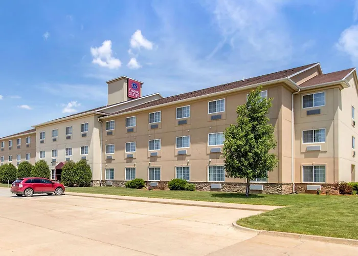 Comfort Suites Cedar Falls Industrial Park