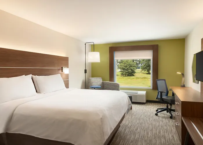 Holiday Inn Express & Suites Searcy By Ihg