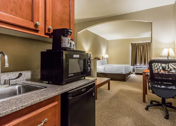 Quality Suites New Iberia