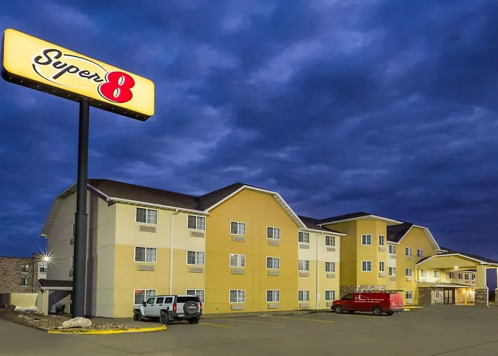Super 8 By Wyndham Altoona Hotel