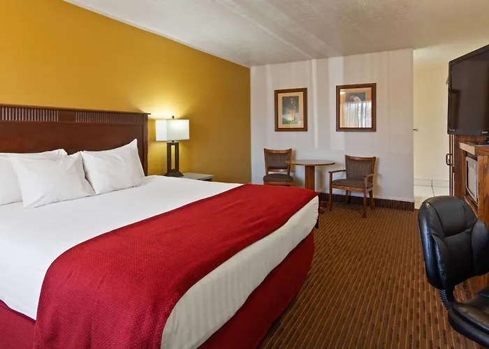 Best Western Paradise Inn & Resort Fillmore