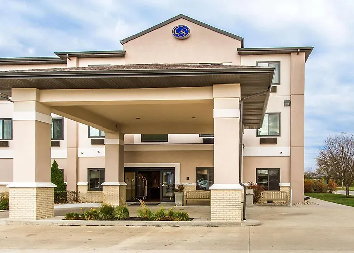 Comfort Suites Mattoon East