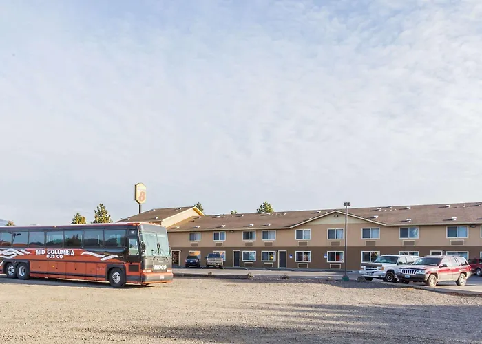 Super 8 By Wyndham Lagrande Hotel La Grande
