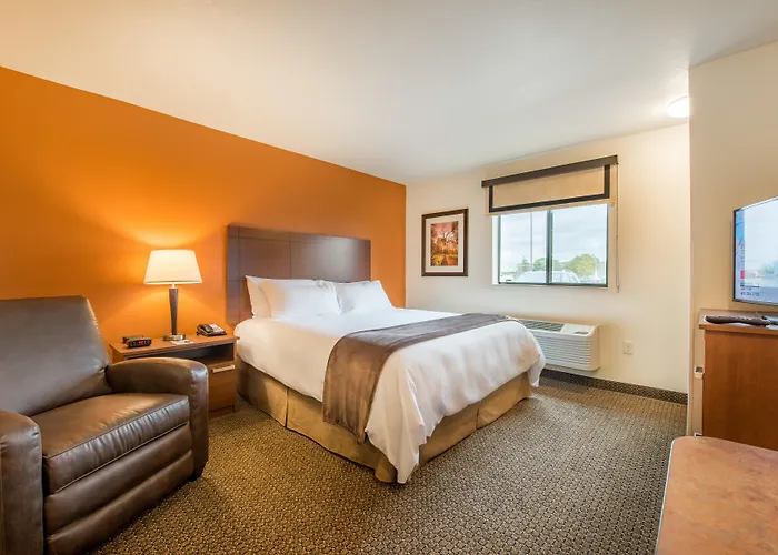 My Place Hotel- Minot Nd