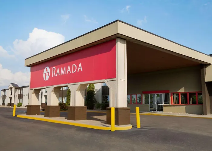Ramada By Wyndham Bismarck Hotel