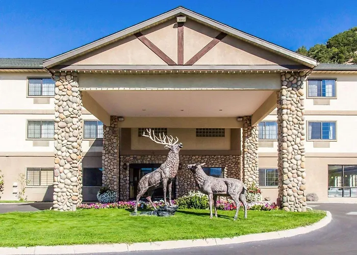 Quality Inn & Suites Vail Valley Eagle