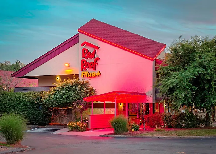 Red Roof Inn Plus+ West Springfield