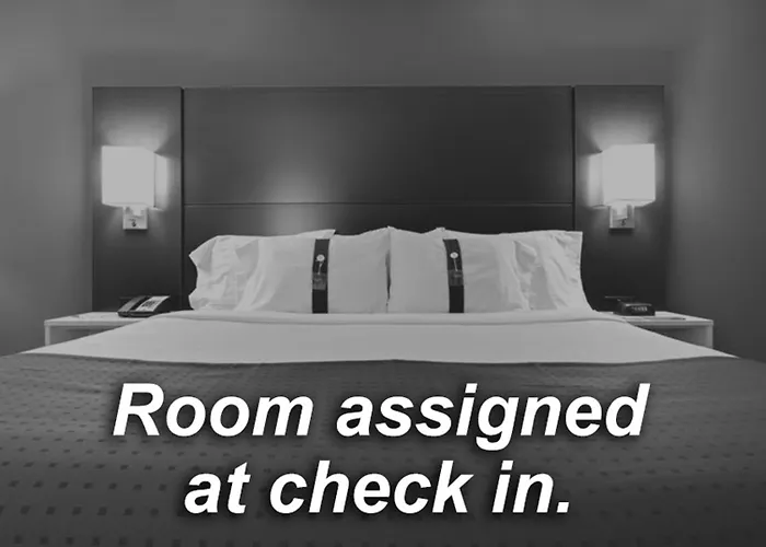 Holiday Inn Express & Suites Russellville By Ihg