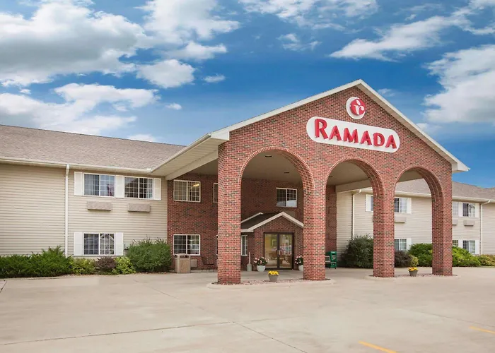 Ramada By Wyndham Spirit Lake/Okoboji