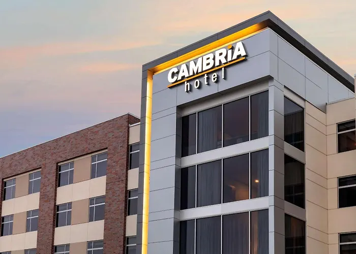 Cambria Hotel Omaha Downtown